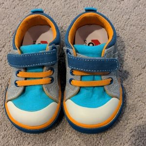 See Kai run tanner size 5 baby shoes
